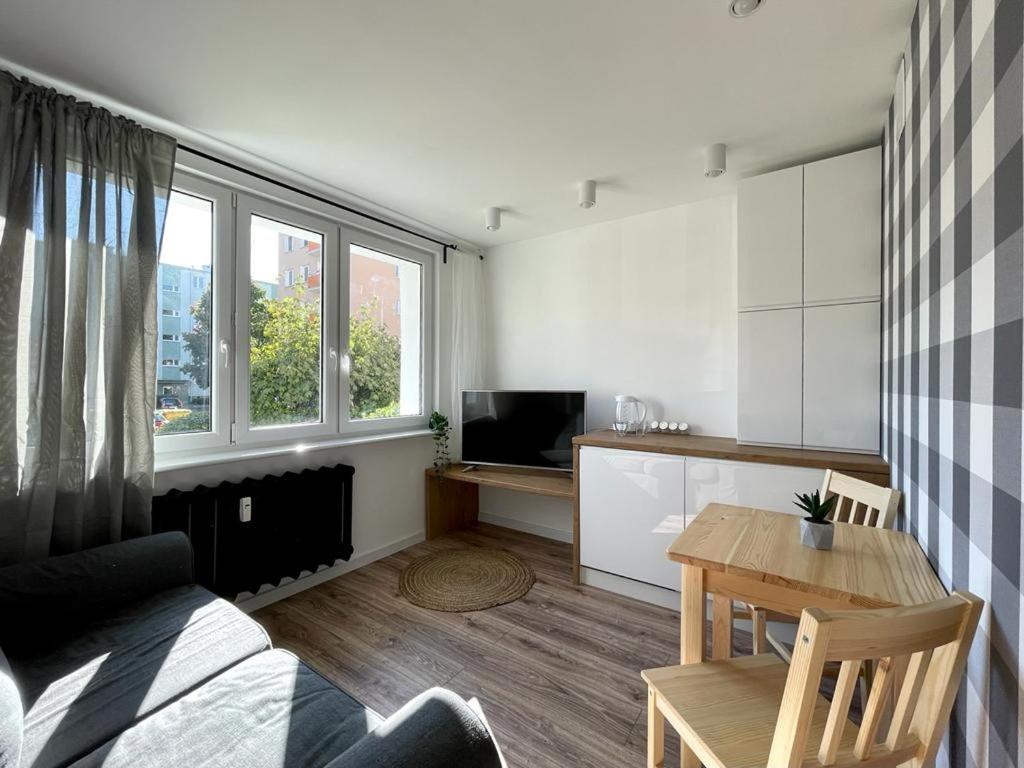 Niron Apartament Ludowa Piła Buitenkant foto